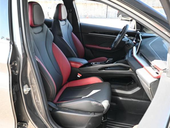 Geely Coolray I Рестайлинг с пробегом 2024 года, цена 2 049 000 рублей, 44699 км, внедорожник, Автокод Объявления