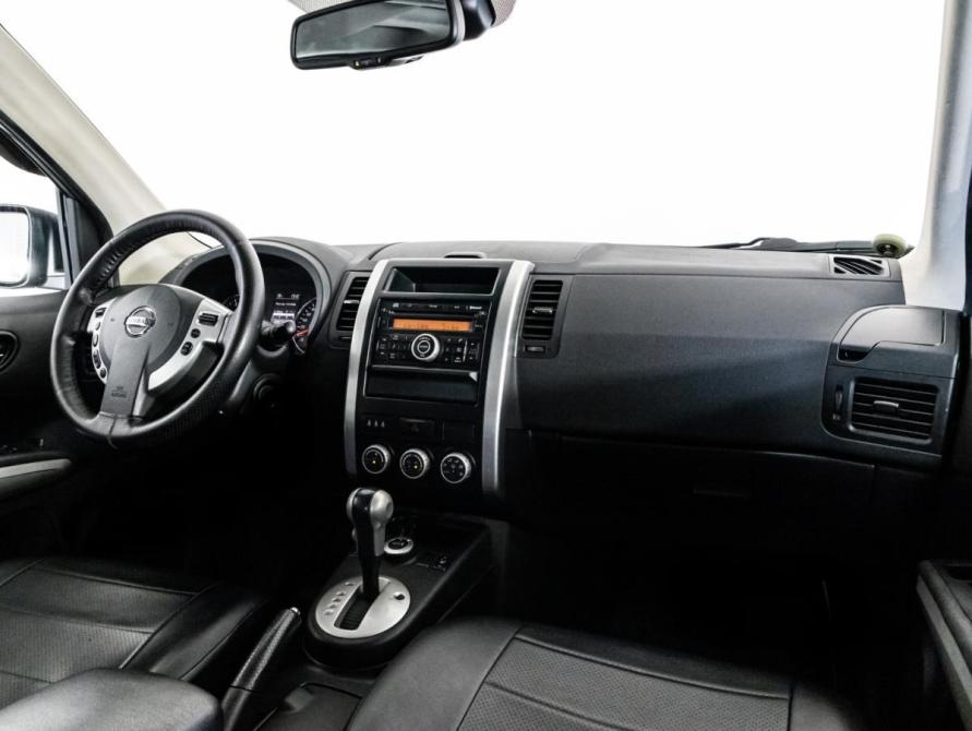 Nissan X-Trail II Рестайлинг Санкт-Петербург  - изображение 9