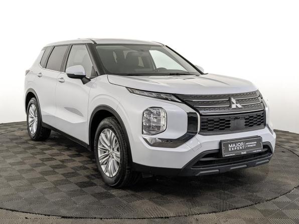 Mitsubishi Outlander IV с пробегом 2023 года, цена 3 800 000 рублей, 26005 км, внедорожник, Автокод Объявления