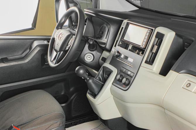Toyota HiAce H300 с пробегом 2021 года, цена 5 149 000 рублей, 151000 км, минивэн, Автокод Объявления