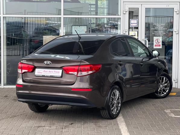 Kia Rio III Рестайлинг с пробегом 2016 года, цена 899 000 рублей, 202000 км, седан, Автокод Объявления