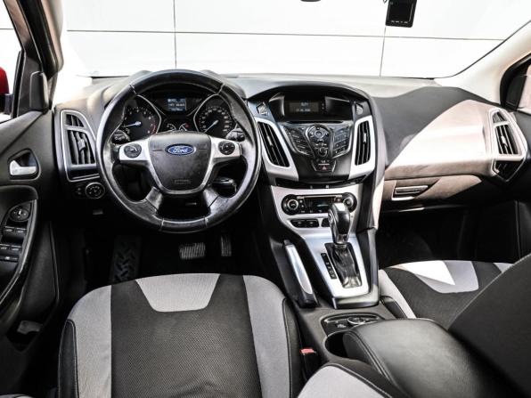 Ford Focus III с пробегом 2013 года, цена 889 000 рублей, 126790 км, хэтчбек, Автокод Объявления