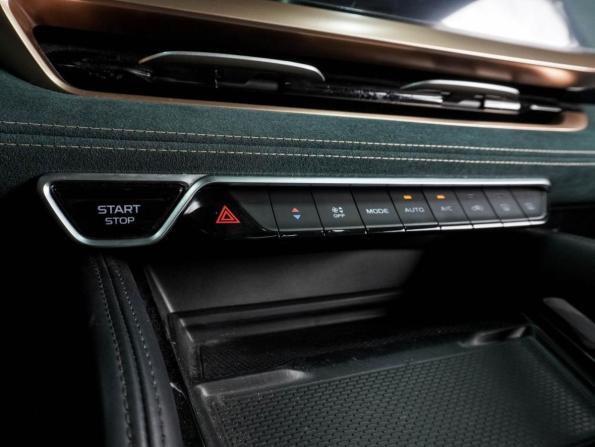 Geely Monjaro I с пробегом 2023 года, цена 2 997 000 рублей, 36782 км, внедорожник, Автокод Объявления