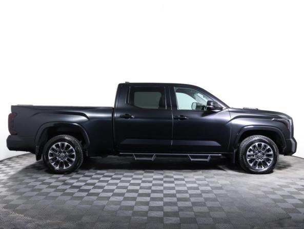 Toyota Tundra III с пробегом 2022 года, цена 8 990 000 рублей, 25029 км, offers.body_type.unknown, Автокод Объявления