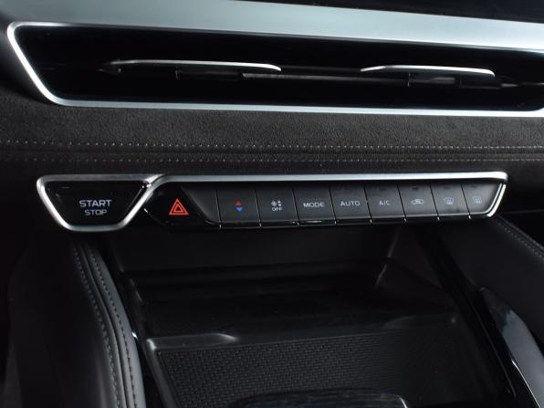 Geely Monjaro I с пробегом 2024 года, цена 3 399 999 рублей, 48842 км, внедорожник, Автокод Объявления