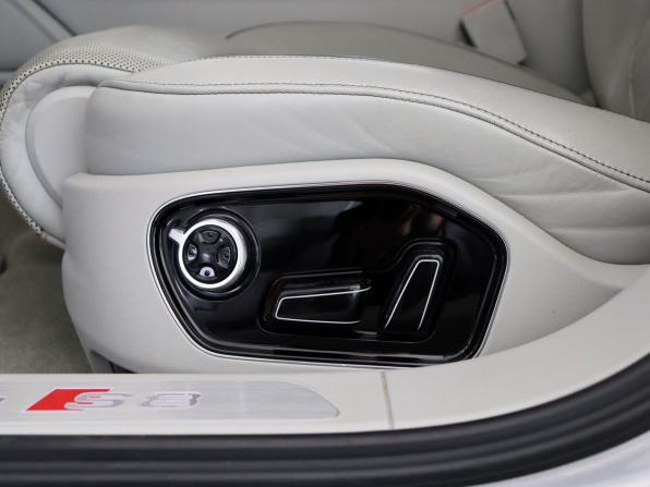 Audi S8 III (D4) с пробегом 2013 года, цена 3 340 000 рублей, 92140 км, седан, Автокод Объявления