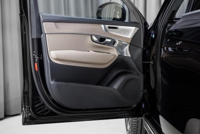 Новый Volvo XC90 II Рестайлинг 2 2025 года, цена 12 900 000 рублей, внедорожник, Автокод Объявления