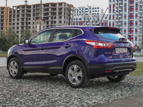 Nissan Qashqai II с пробегом 2016 года, цена 1 949 000 рублей, 98604 км, внедорожник, Автокод Объявления