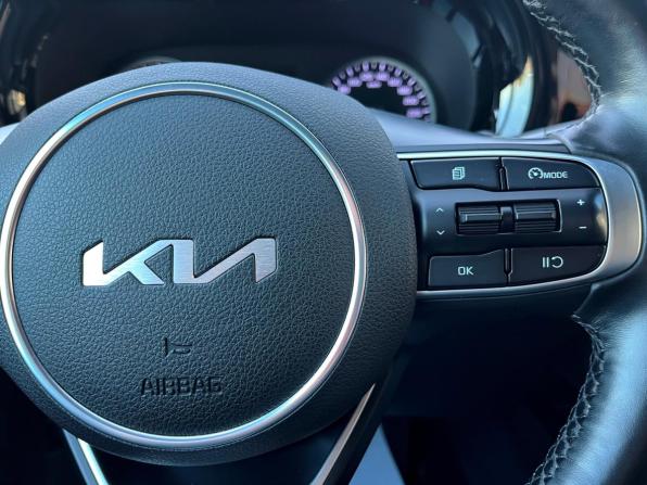 Kia K5 III с пробегом 2021 года, цена 2 897 000 рублей, 36770 км, седан, Автокод Объявления