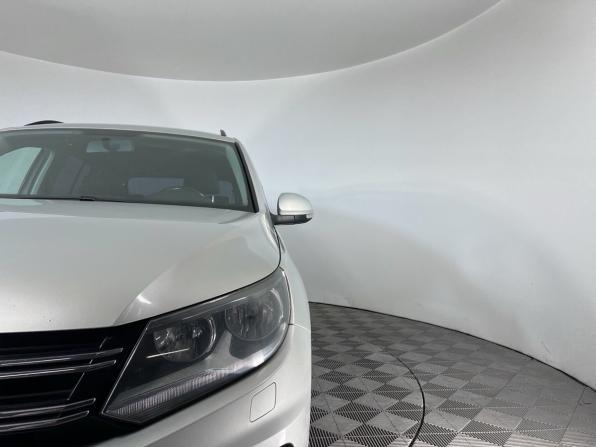 Volkswagen Tiguan I Рестайлинг с пробегом 2011 года, цена 1 265 000 рублей, 170000 км, внедорожник, Автокод Объявления