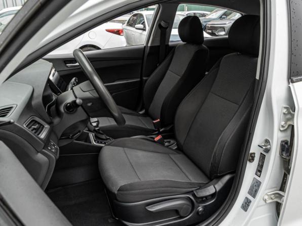 Hyundai Solaris II с пробегом 2020 года, цена 1 190 000 рублей, 70123 км, седан, Автокод Объявления