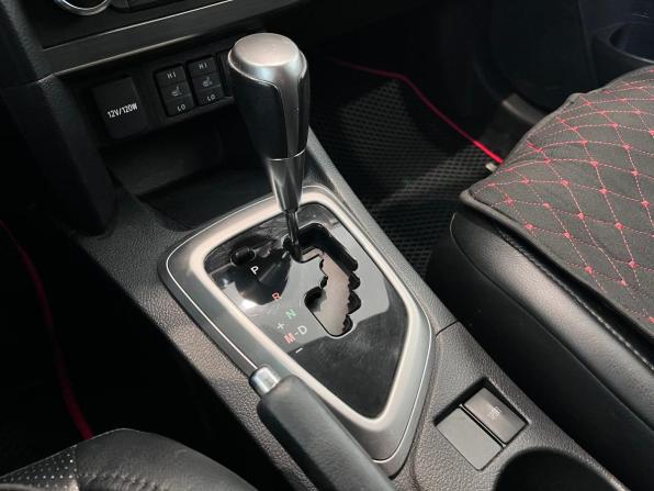 Toyota Auris II с пробегом 2013 года, цена 1 190 000 рублей, 188618 км, хэтчбек, Автокод Объявления