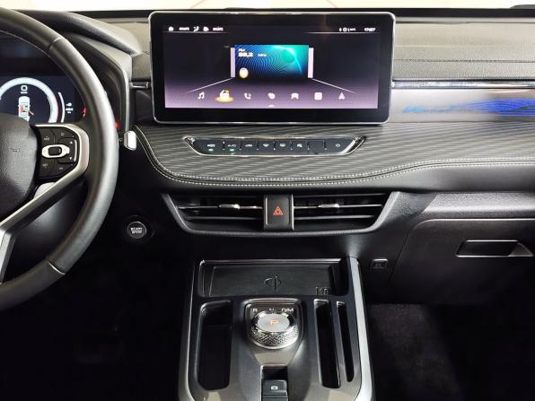 Haval Jolion I Рестайлинг с пробегом 2024 года, цена 2 097 000 рублей, 14739 км, внедорожник, Автокод Объявления