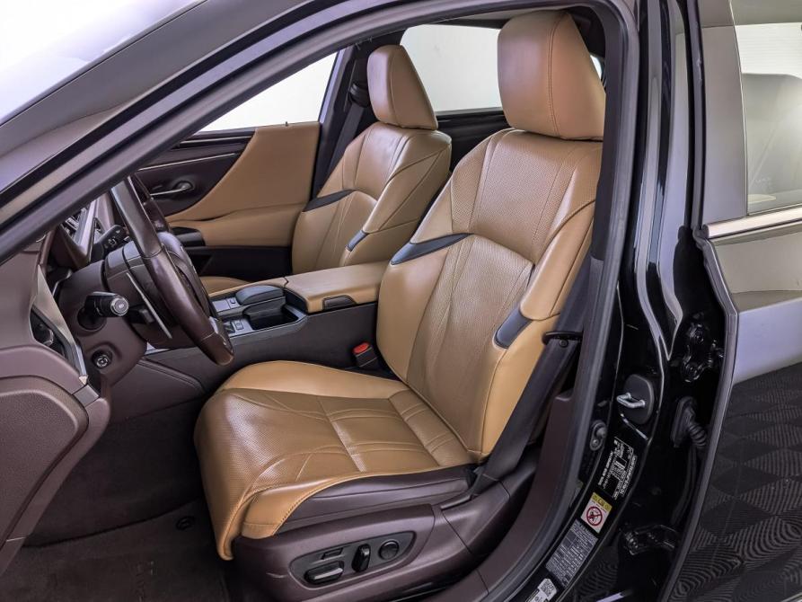 Lexus ES VII Москва  - изображение 20