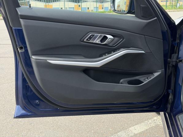 BMW 3 серии VII (G2x) с пробегом 2019 года, цена 2 922 000 рублей, 138726 км, седан, Автокод Объявления