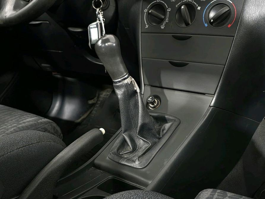 Toyota Corolla IX (E120 E130) Новосибирск  - изображение 24