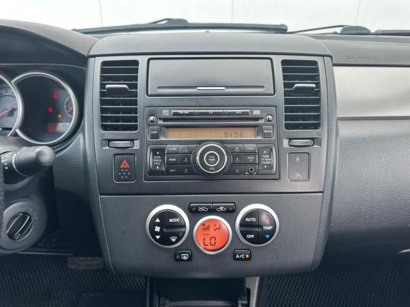 Nissan Tiida I Рестайлинг с пробегом 2011 года, цена 625 000 рублей, 223000 км, седан, Автокод Объявления
