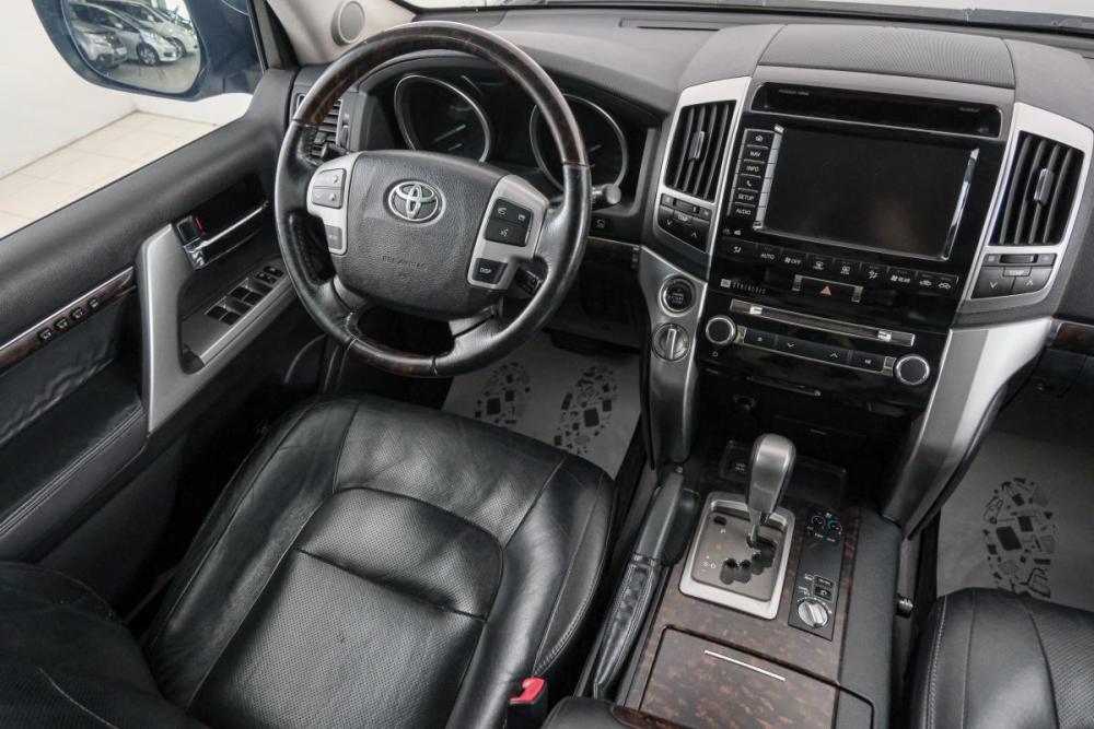 Toyota Land Cruiser 200 Series Рестайлинг 1 Красноярск  - изображение 9
