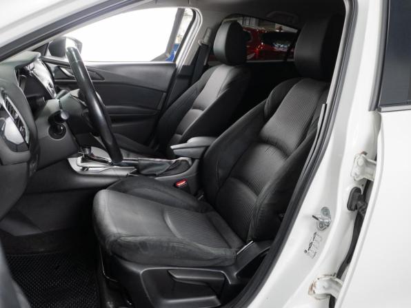 Mazda 3 III (BM) с пробегом 2014 года, цена 1 349 000 рублей, 198342 км, седан, Автокод Объявления