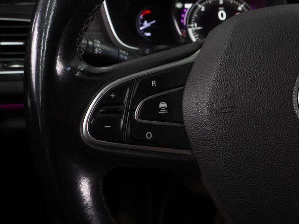 Renault Talisman I с пробегом 2018 года, цена 1 749 000 рублей, 243954 км, универсал, Автокод Объявления