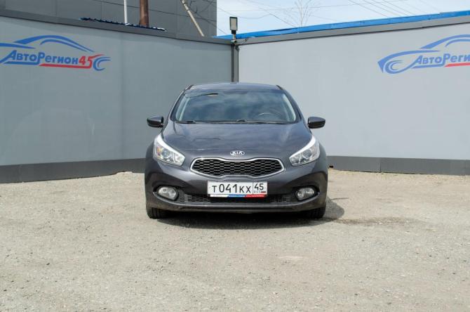 Kia Ceed II с пробегом 2014 года, цена 1 350 000 рублей, 105000 км, хэтчбек, Автокод Объявления