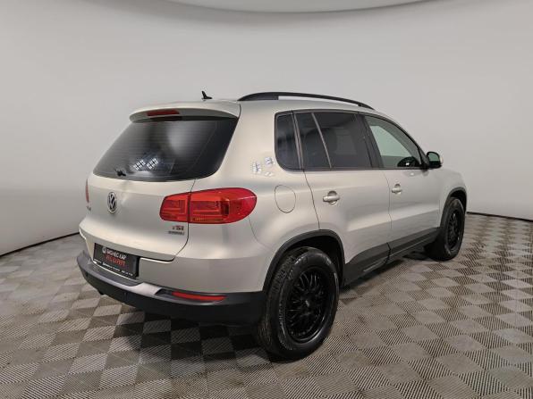 Volkswagen Tiguan I Рестайлинг с пробегом 2012 года, цена 1 055 000 рублей, 174763 км, внедорожник, Автокод Объявления