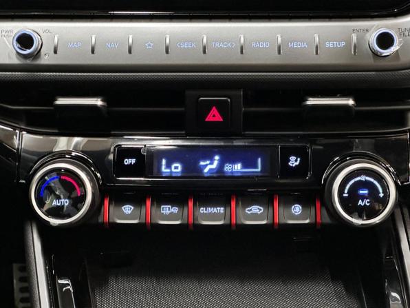 Hyundai Lafesta I Рестайлинг с пробегом 2025 года, цена 3 070 000 рублей, 103 км, седан, Автокод Объявления