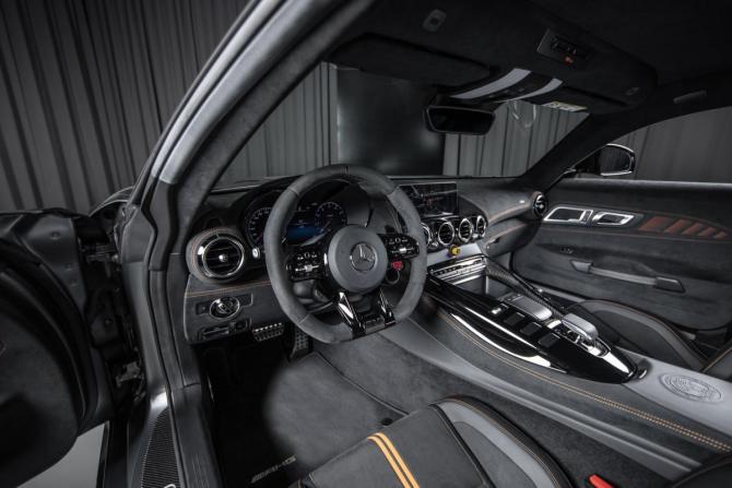Новый Mercedes-Benz AMG GT I Рестайлинг 2021 года, цена 37 875 800 рублей, купе, Автокод Объявления