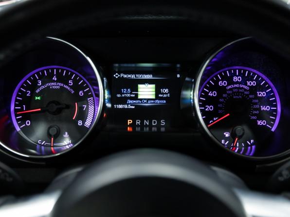 Ford Mustang VI Рестайлинг с пробегом 2021 года, цена 2 750 000 рублей, 118918 км, кабриолет, Автокод Объявления