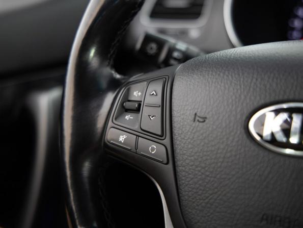 Kia Sorento II Рестайлинг с пробегом 2019 года, цена 2 275 000 рублей, 104851 км, внедорожник, Автокод Объявления