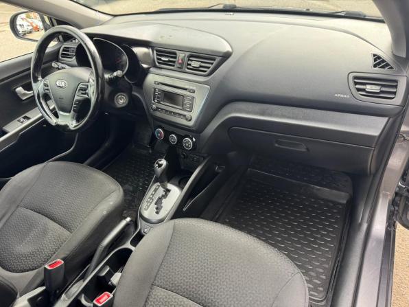 Kia Rio III Рестайлинг с пробегом 2017 года, цена 679 000 рублей, 124433 км, седан, Автокод Объявления