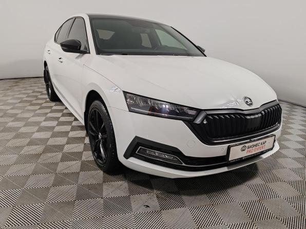 Skoda Octavia IV (A8) с пробегом 2022 года, цена 2 349 000 рублей, 101672 км, лифтбек, Автокод Объявления