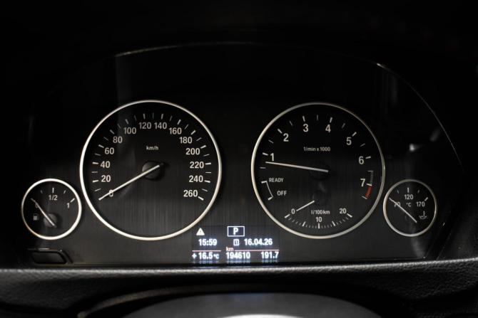 BMW 3 серии VI (F3x) с пробегом 2013 года, цена 1 759 900 рублей, 194610 км, седан, Автокод Объявления