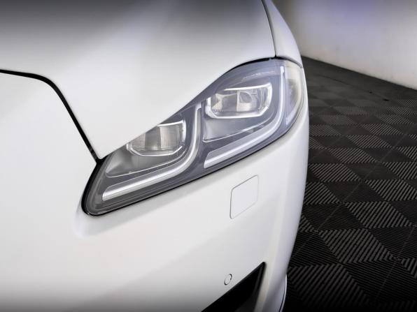 Jaguar XJ IV (X351) Рестайлинг с пробегом 2016 года, цена 3 390 000 рублей, 40122 км, седан, Автокод Объявления