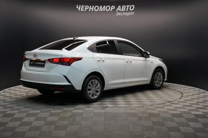 Hyundai Solaris II Рестайлинг с пробегом 2020 года, цена 1 599 000 рублей, 95000 км, седан, Автокод Объявления