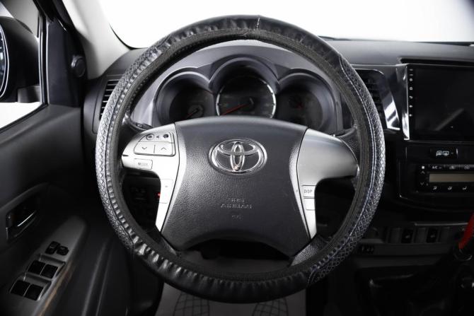 Toyota Hilux VII Рестайлинг с пробегом 2012 года, цена 1 999 000 рублей, 386100 км, offers.body_type.unknown, Автокод Объявления