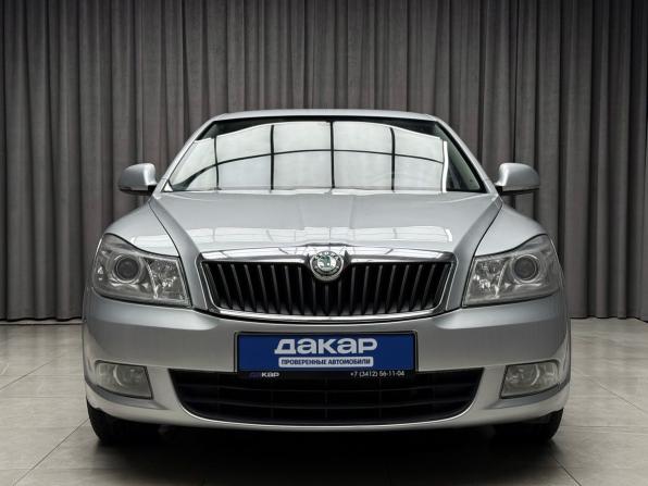 Skoda Octavia II (A5) Рестайлинг с пробегом 2013 года, цена 894 000 рублей, 172269 км, лифтбек, Автокод Объявления