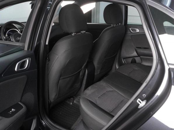 Kia Ceed III с пробегом 2018 года, цена 1 385 000 рублей, 164426 км, хэтчбек, Автокод Объявления