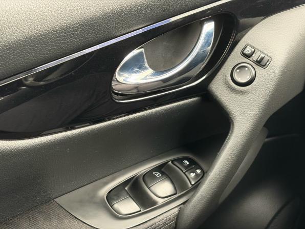 Nissan Qashqai II с пробегом 2018 года, цена 1 440 000 рублей, 150924 км, внедорожник, Автокод Объявления
