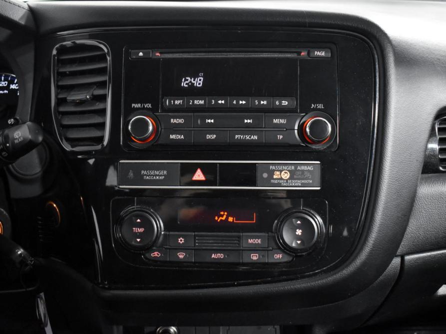Mitsubishi Outlander III Рестайлинг 3 Санкт-Петербург  - изображение 16