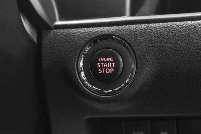 Suzuki Solio III с пробегом 2017 года, цена 909 000 рублей, 125000 км, микровэн, Автокод Объявления