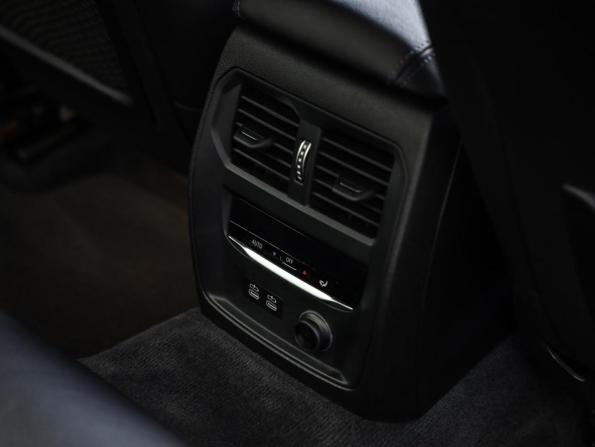 BMW 3 серии VII (G2x) с пробегом 2020 года, цена 3 546 000 рублей, 102959 км, седан, Автокод Объявления