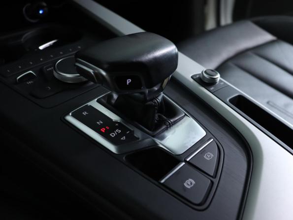 Audi A4 V (B9) с пробегом 2019 года, цена 1 950 000 рублей, 165500 км, седан, Автокод Объявления