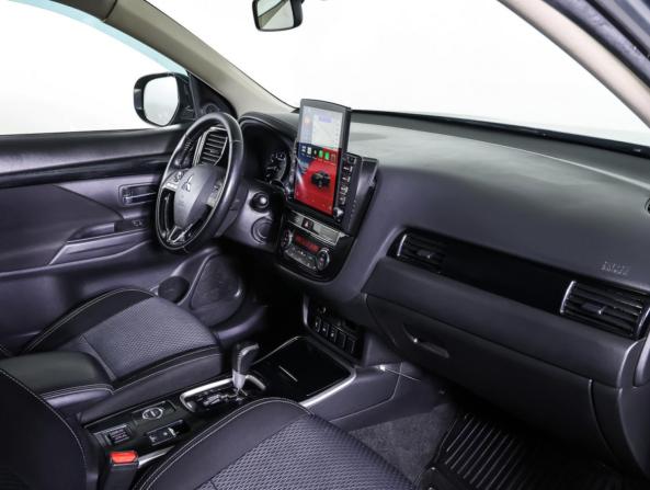 Mitsubishi Outlander III Рестайлинг 3 с пробегом 2019 года, цена 1 774 000 рублей, 225666 км, внедорожник, Автокод Объявления