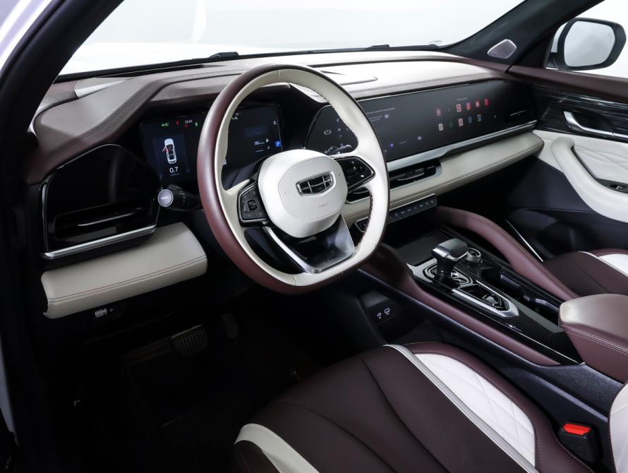 Geely Monjaro I Москва  - изображение 17