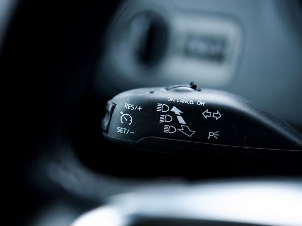 Volkswagen Polo V Рестайлинг с пробегом 2018 года, цена 1 199 000 рублей, 88650 км, седан, Автокод Объявления