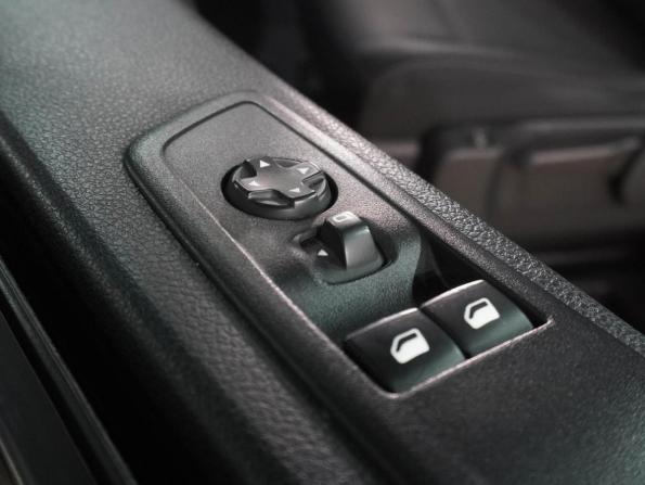 Peugeot Traveller I с пробегом 2018 года, цена 2 749 000 рублей, 157502 км, минивэн, Автокод Объявления