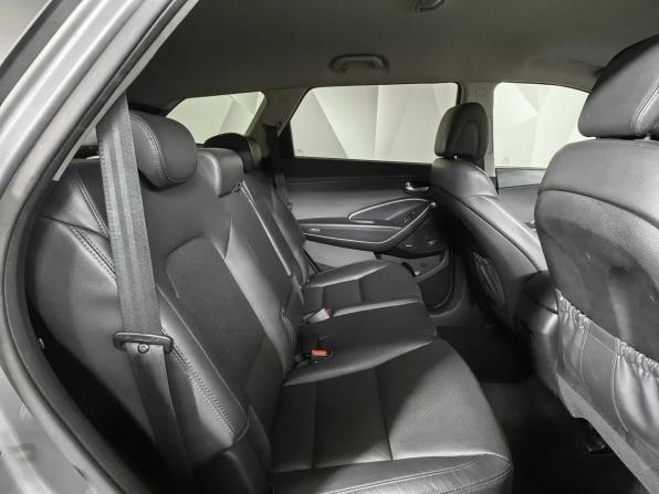 Hyundai Santa Fe III Рестайлинг с пробегом 2017 года, цена 2 059 000 рублей, 166892 км, внедорожник, Автокод Объявления