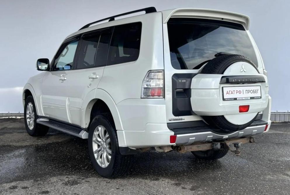 Mitsubishi Pajero IV Рестайлинг 2 Киров  - изображение 8