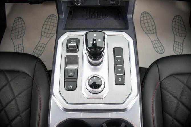 JAC T9 с пробегом 2024 года, цена 3 099 000 рублей, 65000 км, offers.body_type.unknown, Автокод Объявления
